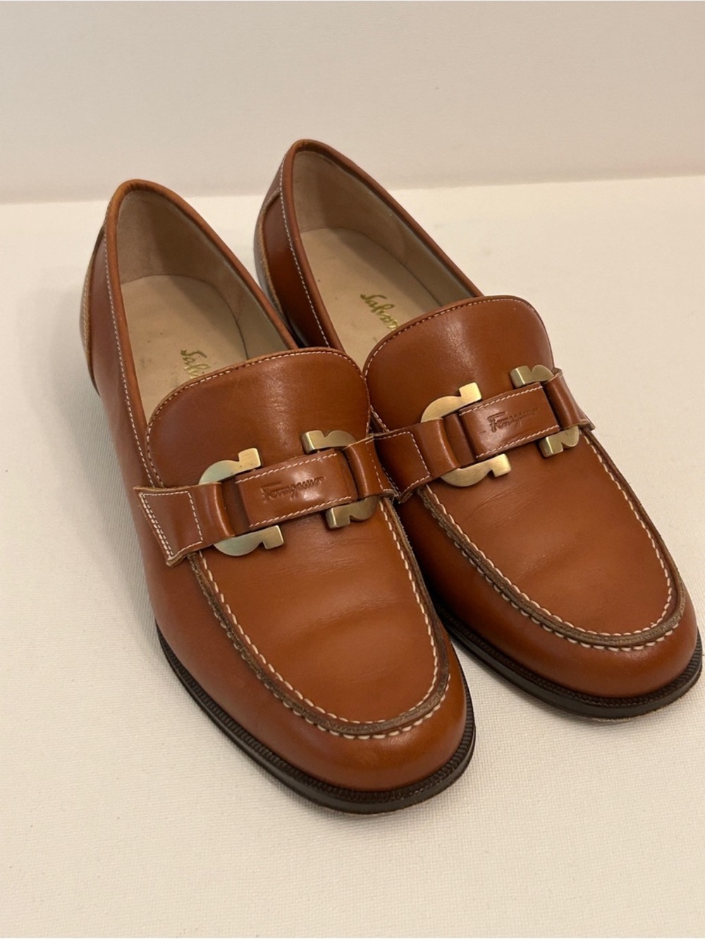 Salvatore Ferragamo Gancini Saddle Brown Leather Loafers Made in Italy 🇮🇹